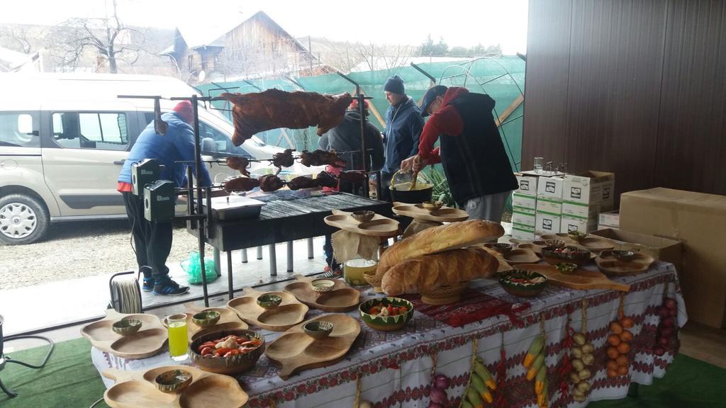 Pensiunea Dely_Cios Vălenii de Munte المظهر الخارجي الصورة